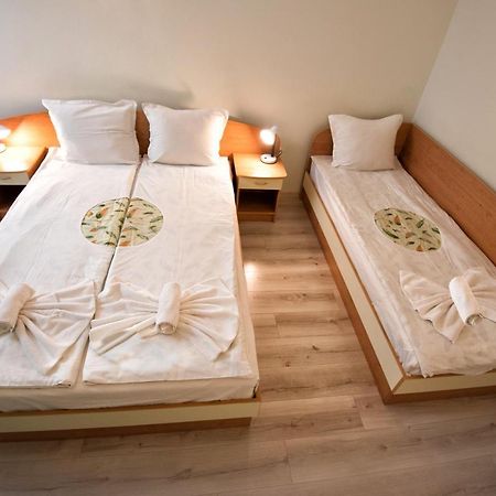 Св.Иван Hotel Primorsko Buitenkant foto