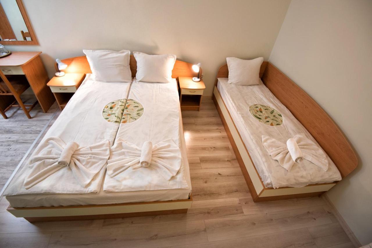 Св.Иван Hotel Primorsko Buitenkant foto