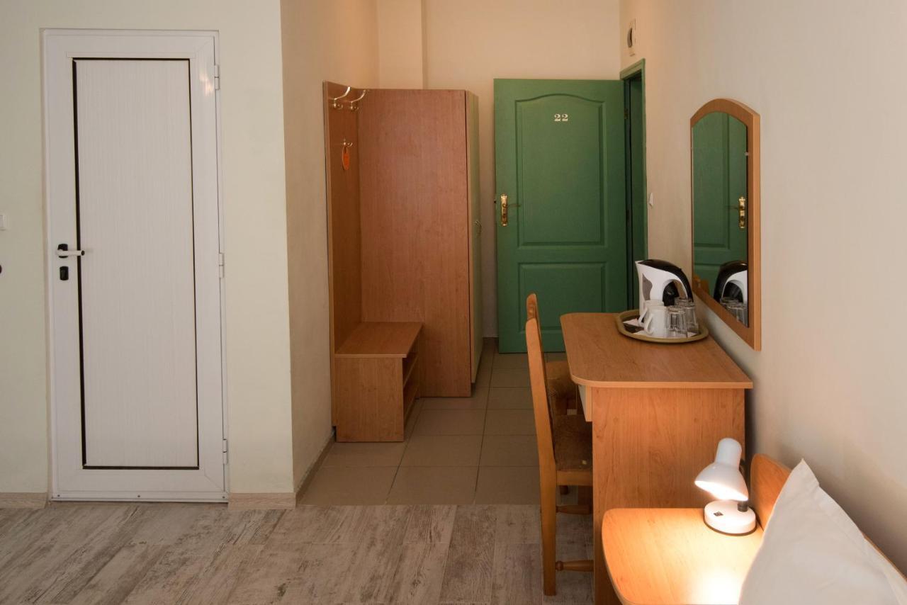 Св.Иван Hotel Primorsko Buitenkant foto